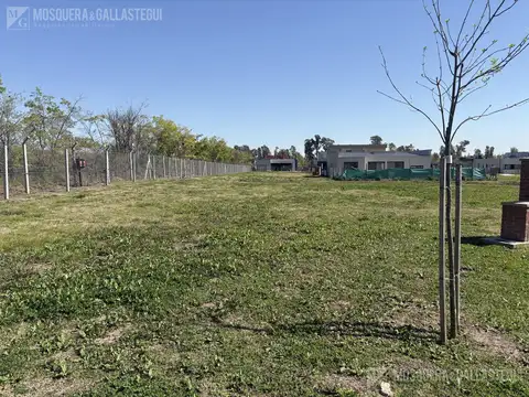 Terreno en Santa Sofia