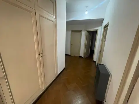 VENTA Departamento 4 Dorm – Av Gral Paz, Cordoba