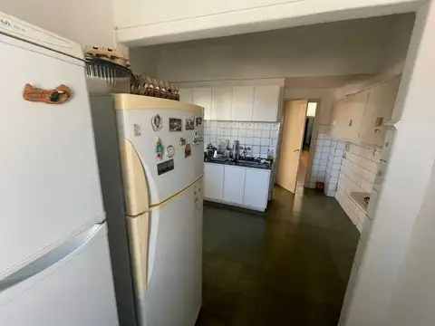 Departamento 5 ambientes con 2 baños