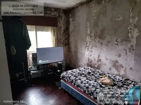 VENTA DE CASA 3 AMBIENTES A RECICLAR- VILLA DE MAYO GRAN OPORTUNIDAD