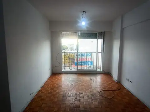 Avenida Olivera 100, Piso 6