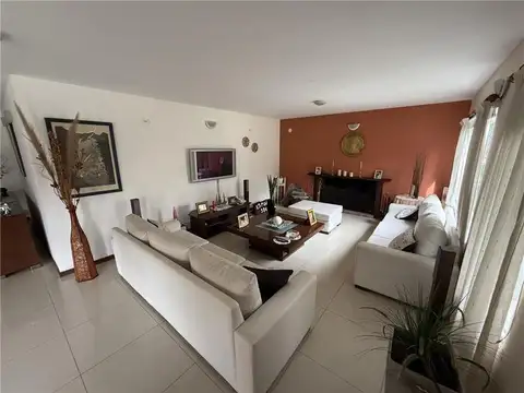 espactacular casa en Parque Las Naciones de Guernica