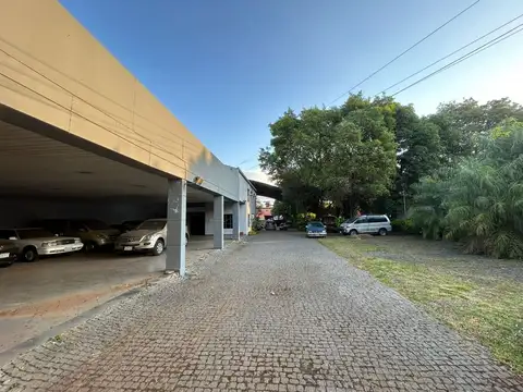 Avda. Fernando de la Mora