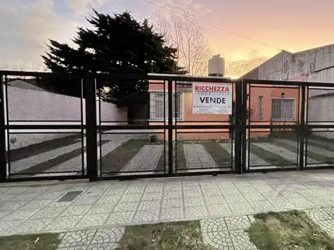 2 DPTOS DE 2 AMB C/U - GRAN LOTE LIBRE Y PLANOS APROBADOS 