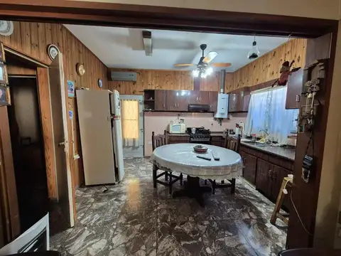 Depto Tipo Casa 3 ambientes con 2 baños