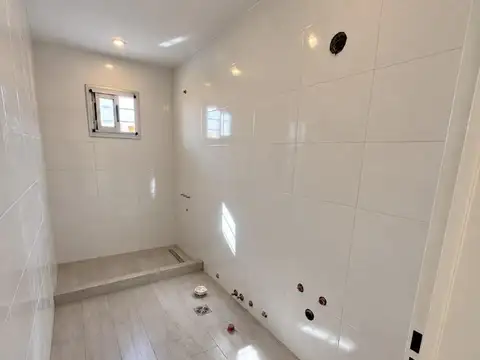 Depto Tipo Casa en Venta en Wilde, USD 83.000
