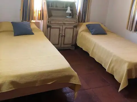 Casa 6 ambientes con 3 baños