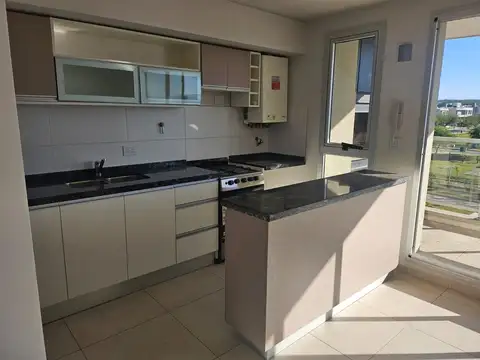 HOUSING DEL BOULEVARD 100