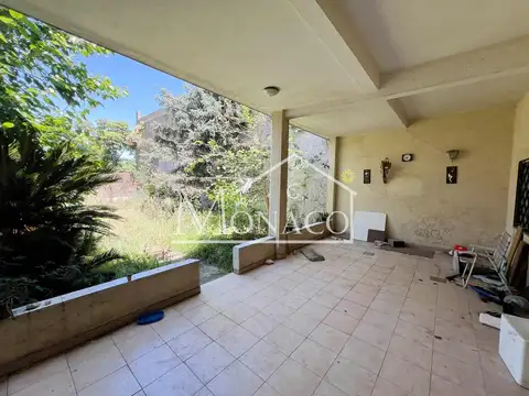 Casa a refaccionar o Lote En Venta En Ramos Mejía