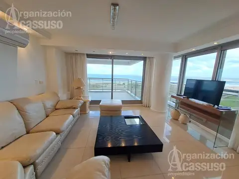 Departamento 5 ambientes con 3 baños