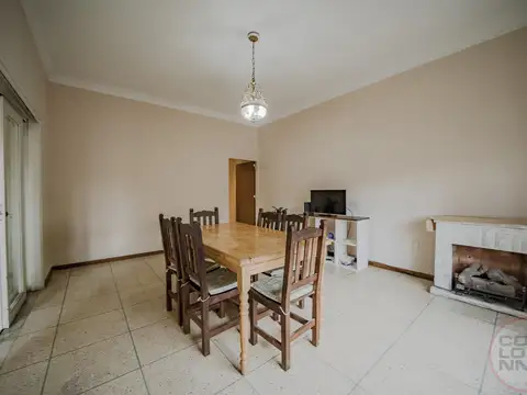 Depto Tipo Casa en Venta de 5 ambientes
