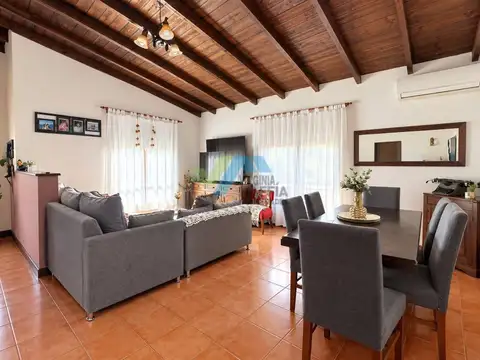 Casa en Venta en El Hornero, USD 165.000