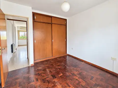 Departamento en Alquiler en Microcentro, $ 560.000