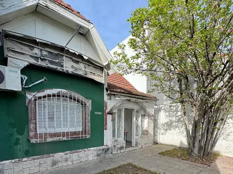 (A) Rivadavia al 17300