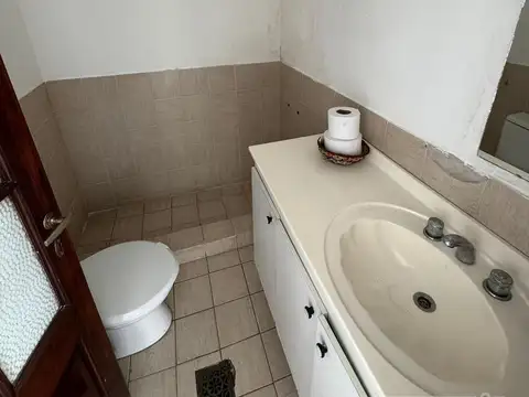 Oficina en Alquiler en Moron Sur, $ 1.300.000