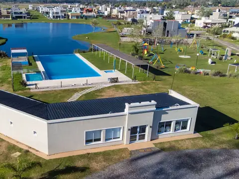 Terreno en Venta en Laguna Azul, USD 14.500