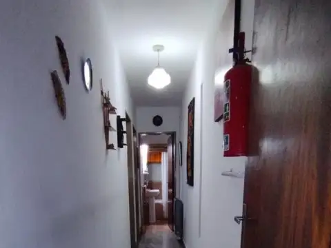 CASA A LA VENTA EN ALTO ALBERDI CON DOS DEPARTAMENTOS