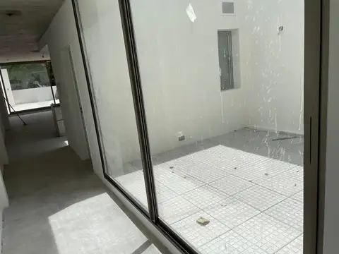 Avenida Dorrego y General Juan Gregorio Lemos