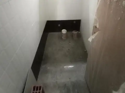 Local en Venta en Santos Lugares, USD 97.000