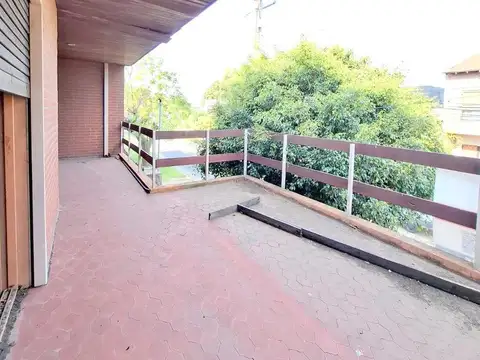 Depto Tipo Casa en Venta 40 años