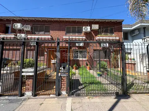 Depto Tipo Casa 3 ambientes con 1 baño
