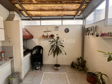 Depto Tipo Casa en Venta de 2 dormitorios
