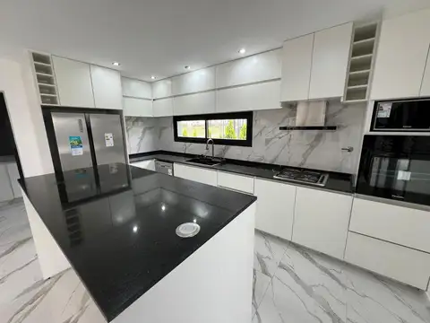 Casa en Venta de 4 dormitorios