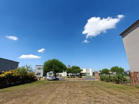 Terreno en Venta en Pilar del Este - Santa Elena, Countries y Barrios Cerrados en Pilar