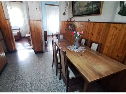 CASA VENTA EN LOTE PROPIO  DE 8,66X21, EXCELENTE UBICACIÓN Y COMODIDADES, Piedrabuena 4600 - Vi...