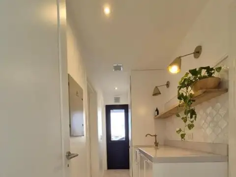 Casa 6 ambientes con 4 baños