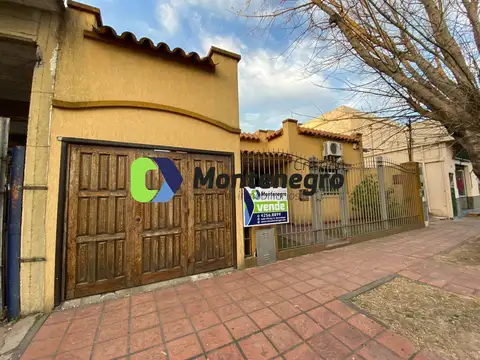 Casa - Venta - Argentina, Berazategui - Calle 137 1330