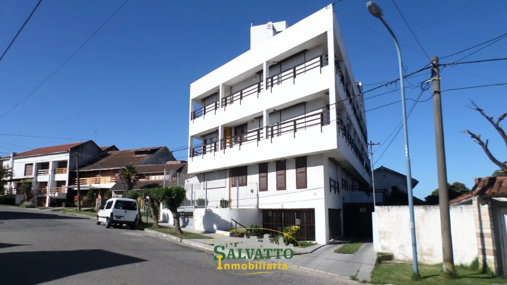 Departamento 2 ambientes con cochera en Punta Mogotes