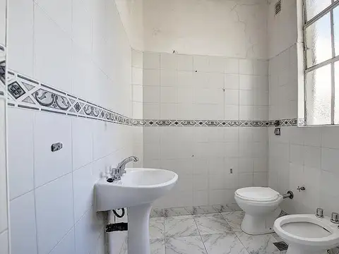 Departamento en Alquiler en Balvanera, $ 1.100.000
