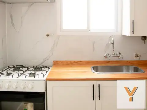 Depto Tipo Casa en Venta en Saavedra, USD 185.000