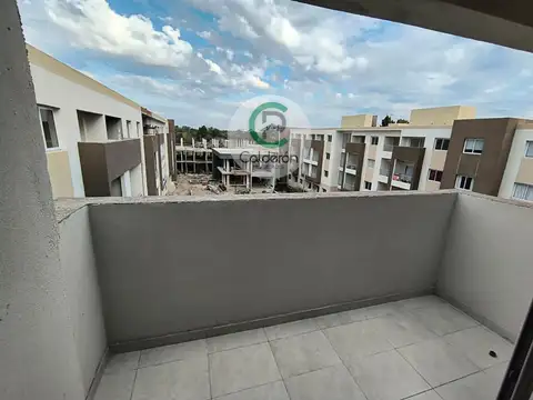 Departamento en Alquiler con 1 cocheras