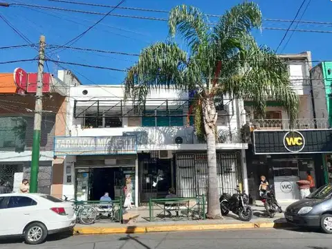 Departamento monoambiente en venta en Ituzaingo centro