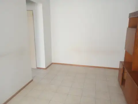 Departamento en Alquiler en Floresta, $ 500.000