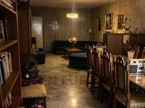 Jorge Newbery 885800, Piso 0