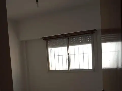 Primer Piso 3 ambientes con patio