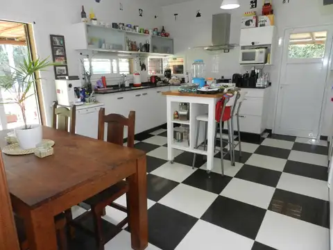 Hermosa Casa - Los Naranjos - Ingeniero Maschwitz - Escobar