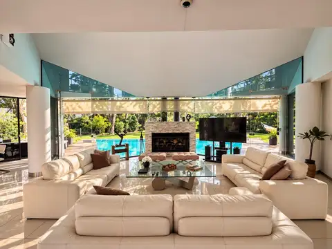 Casa en Venta en Campos De Álvarez, USD 690.000