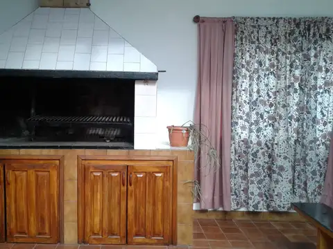 Neuquen 600, Piso PB