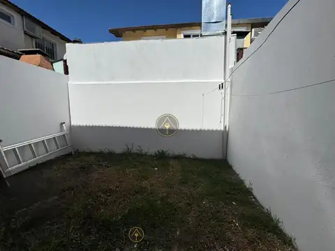 Depto Tipo Casa en Venta 18 años
