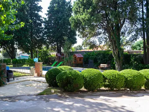 Casa 4 ambientes con 3 baños