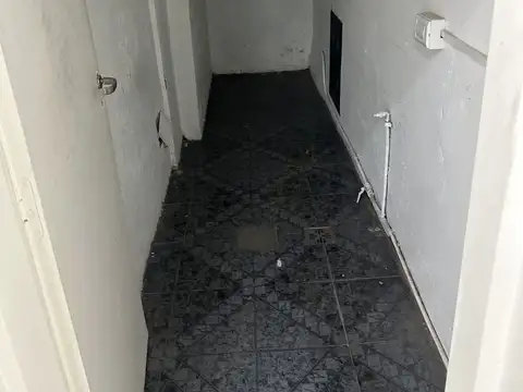 Local en Alquiler en Balvanera, USD 1.000