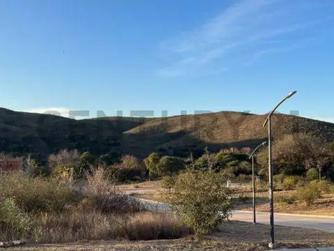 Colinas de La Deseada - Lote 465m2, Sup. Regular. Prox. a Escriturar.