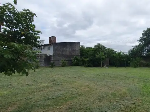 Terreno en Venta 44  mts Fondo