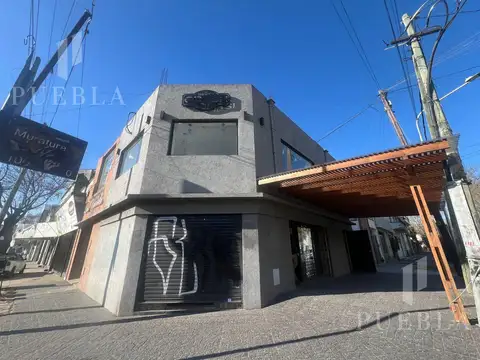 Av Hipolito Yrigoyen al 6600