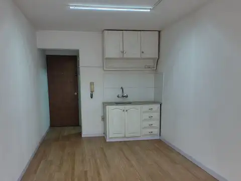 Oficina en Alquiler en Centro , $U 12.900