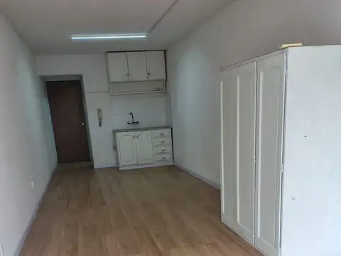 Alquiler oficina piso alto oportunidad Centro